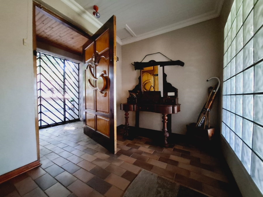 4 Bedroom Property for Sale in Pellissier Free State